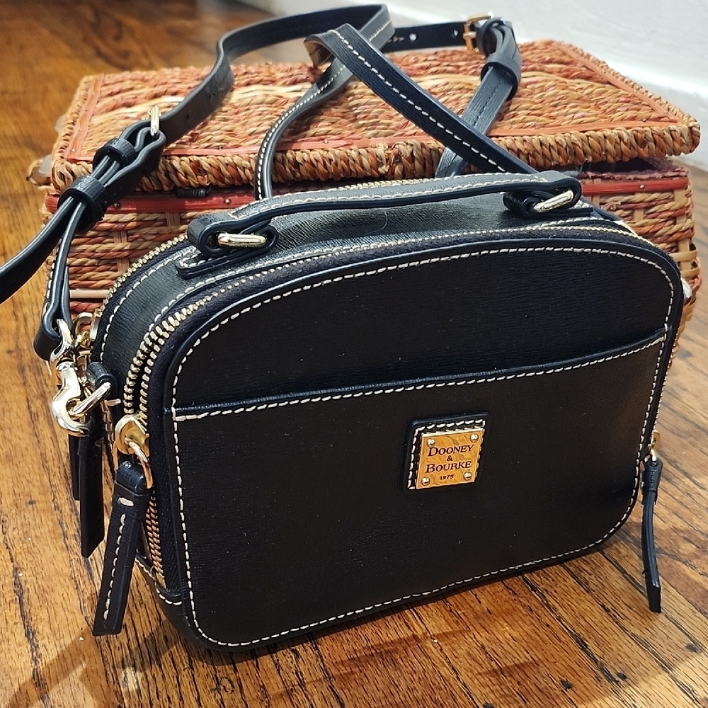 Dooney & Bourke Wexford Leather Deni Crossbody Bag